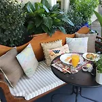 Airport Riverview Motel