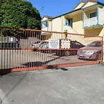 Tottenham Court Motel