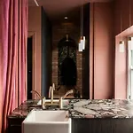 Miss Midgley's - Drawing Apartment Brisbane