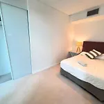 Lux Living In Heart Of Brisbane