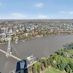 Oasis Retreat On Level 71 In Skytower