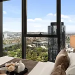 Luxe Living In The Sky Brisbane