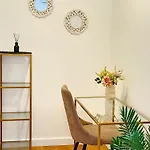 Fresh And Compact 1Br City Nest Bo12111