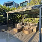 Mid-Century Luxe - Story Bridge & River Views