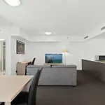 Location! Centre! Whole Apartment! *
