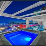 Location! Centre! Whole Apartment! * Brisbane