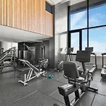 Skytower - 81st Floor, & River Views, Free Car Parking Apartment Brisbane