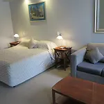 Shangri-La Gardens
