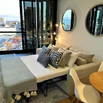 Skyline Haven, Luxe 2Br With Pool & Gym In Fortitude Valley