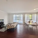 Coopers Plains Retreat Maple Share House