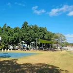 Welcome To Your Leafy Retreat In Graceville!