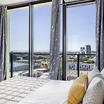 Modern 2Br Apt City Views And Resort Style Living