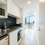 Apartment Twin Retreat With Views @ One