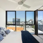 Apartment Amazing Location, Fabulous Flat!