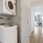 Workspace Walk To Train And Shops Free Carpark