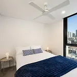 Amazing Location, Fabulous Flat!
