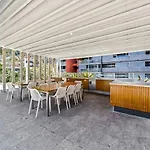 Top-Floor City View Stay At Newstead Towers