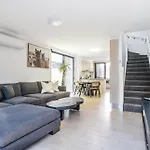 East Village Collective Poolside Urban Ease 15 Min To Airport