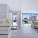 Mosaic Vista - Skyline Views Above Fashion Precinct * Brisbane