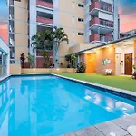 2-bed Near Cbd With Pool Sauna & Bbq Apartment