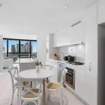 52nd Floor With Panoramic Views Of Apartment