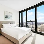 52nd Floor With Panoramic Views Of