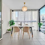 Charlotte Towers Brisbane & Resort Style Facilities