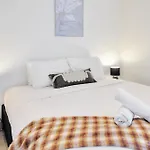 Panoramic 3-bedroom Skyscape With Free Parking
