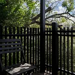 Sophisticated 2-bed With Alfresco Dining Apartment Brisbane