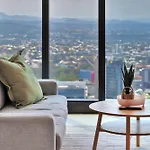 Panoramic 3-bedroom Skyscape With Free Parking Brisbane