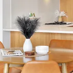Panoramic 3-bedroom Skyscape With Free Parking Apartment Brisbane