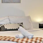 Panoramic 3-bedroom Skyscape With Free Parking Apartment Brisbane