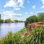 Family-Friendly Home In Vibrant West End