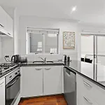 Prime City Residence With Pool, Gym And Parking