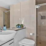 Apartment Hampton's Haven On Level 17 In Casino Towers *