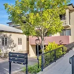 Bright 2-Bed With Private Balcony & Serene View