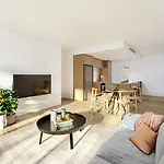 Aparthotel Rambla At Berwick House 4*