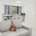 Cozy Little Charm Unit In Eight Miles Plain Holiday home *