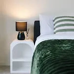 Holiday home Cozy Little Charm Unit In Eight Miles Plain