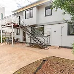 B5Q Abnb-Style 2Br House With Free Parking And 5 Mins Ride To Eagle Farm