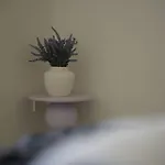 Holiday home Urban Luxe Retreat 3-level Stylish Near Cbd
