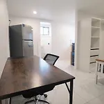 The Tiny Retreat With Private Entrance