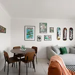 Pine Street Apartments Bulimba