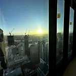 Four Bedroom In Cbd Apartment