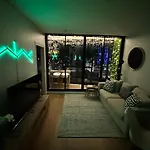 Fortitude Valley Stylish Comfortable Apartment