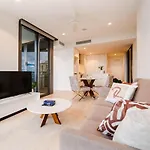 Stylish 2b1b In Qw Brand New & Step To Casino Apartment Brisbane