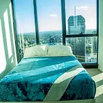 Four Bedroom In Cbd * Brisbane