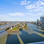 Apartment River Place