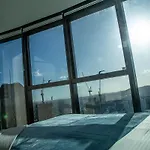Four Bedroom In Cbd Apartment