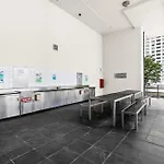 1-bed Centre With Pool, Bbq & Gym Brisbane